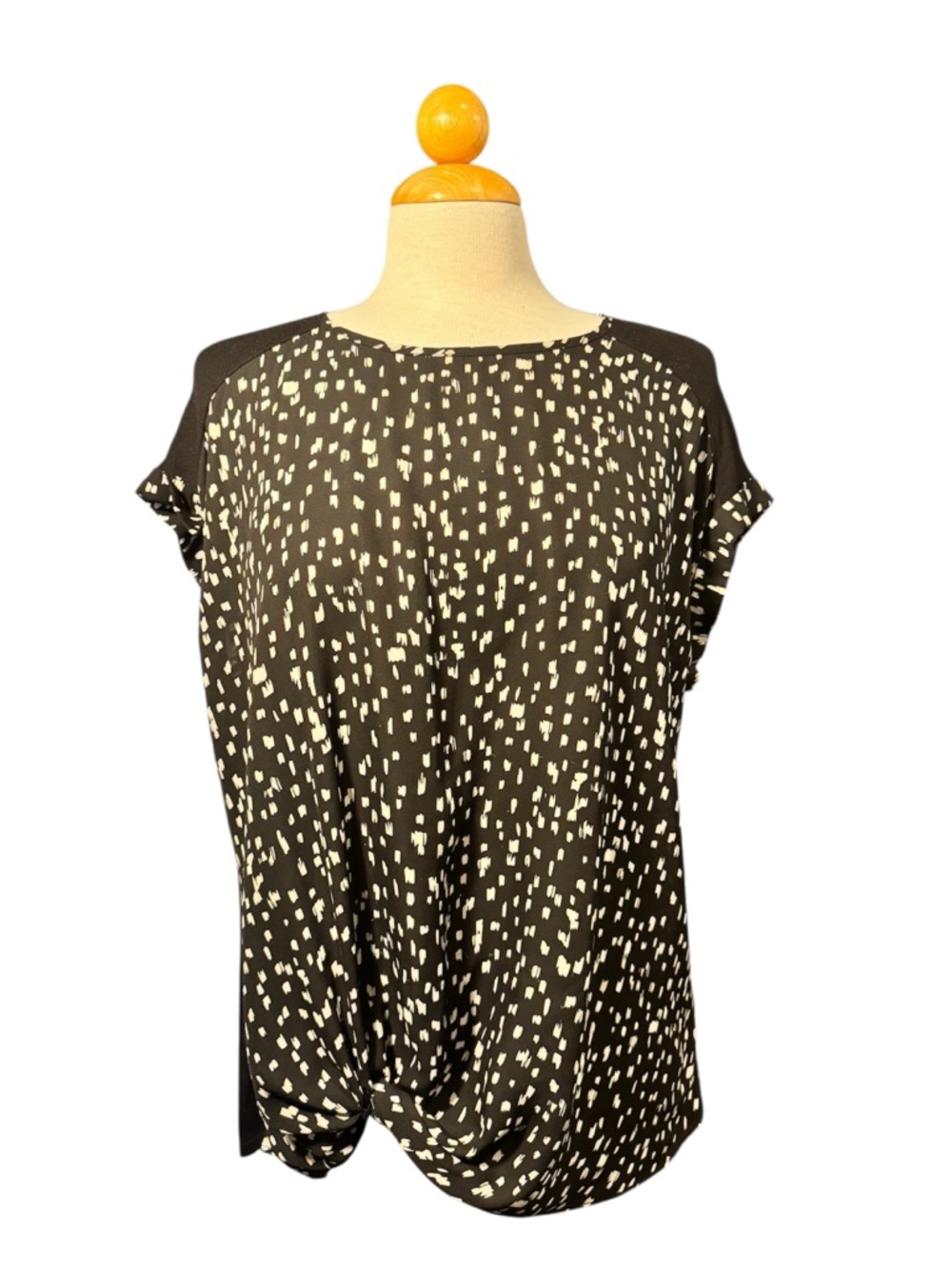 Apt. 9 Black and White Dotted Twist-Hem Blouse